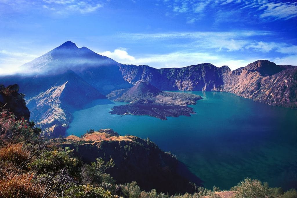 Mount Rinjani Expedition Trekking