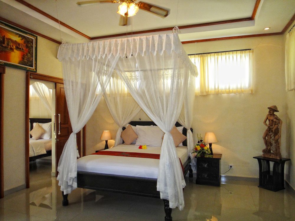 1460555362family-suite-garden-view