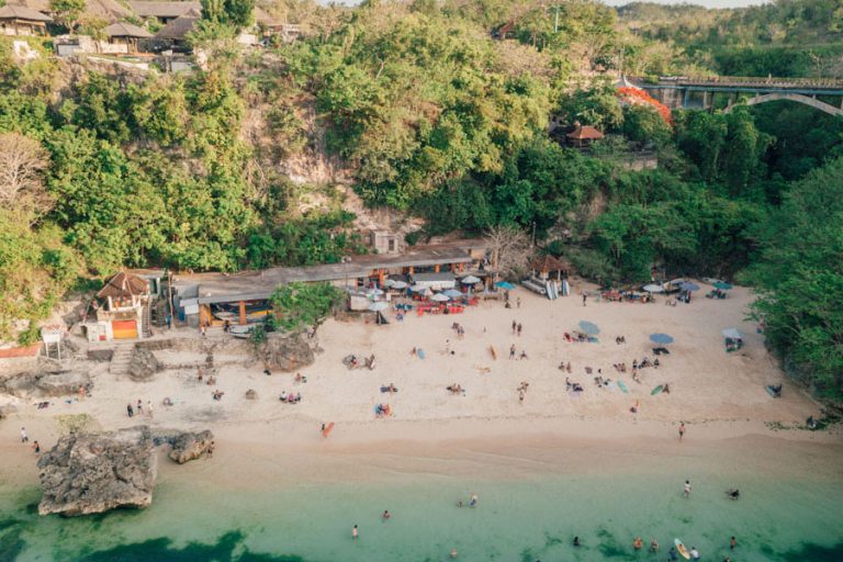 Uluwatu Temple Sunset Tour with BBQ Seafood dinner-03