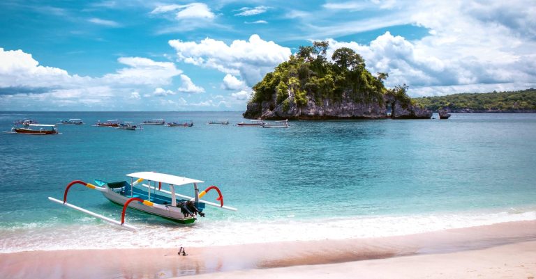 crystal-bay-beach-nusa-penida-bali-fb-cover