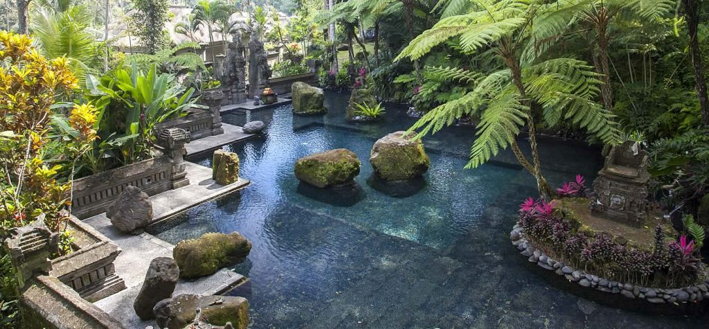 holy-spring-pool