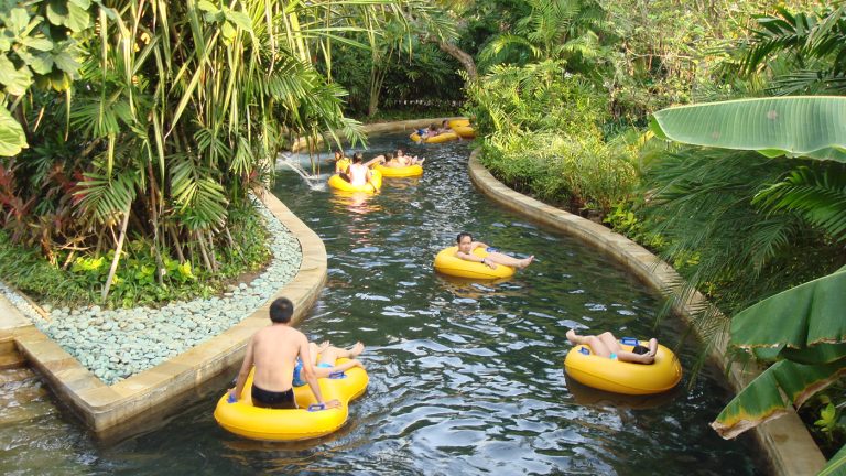 bali-waterbom-park_5bee42f751bce487edc9daf4e68525257dc88ec0