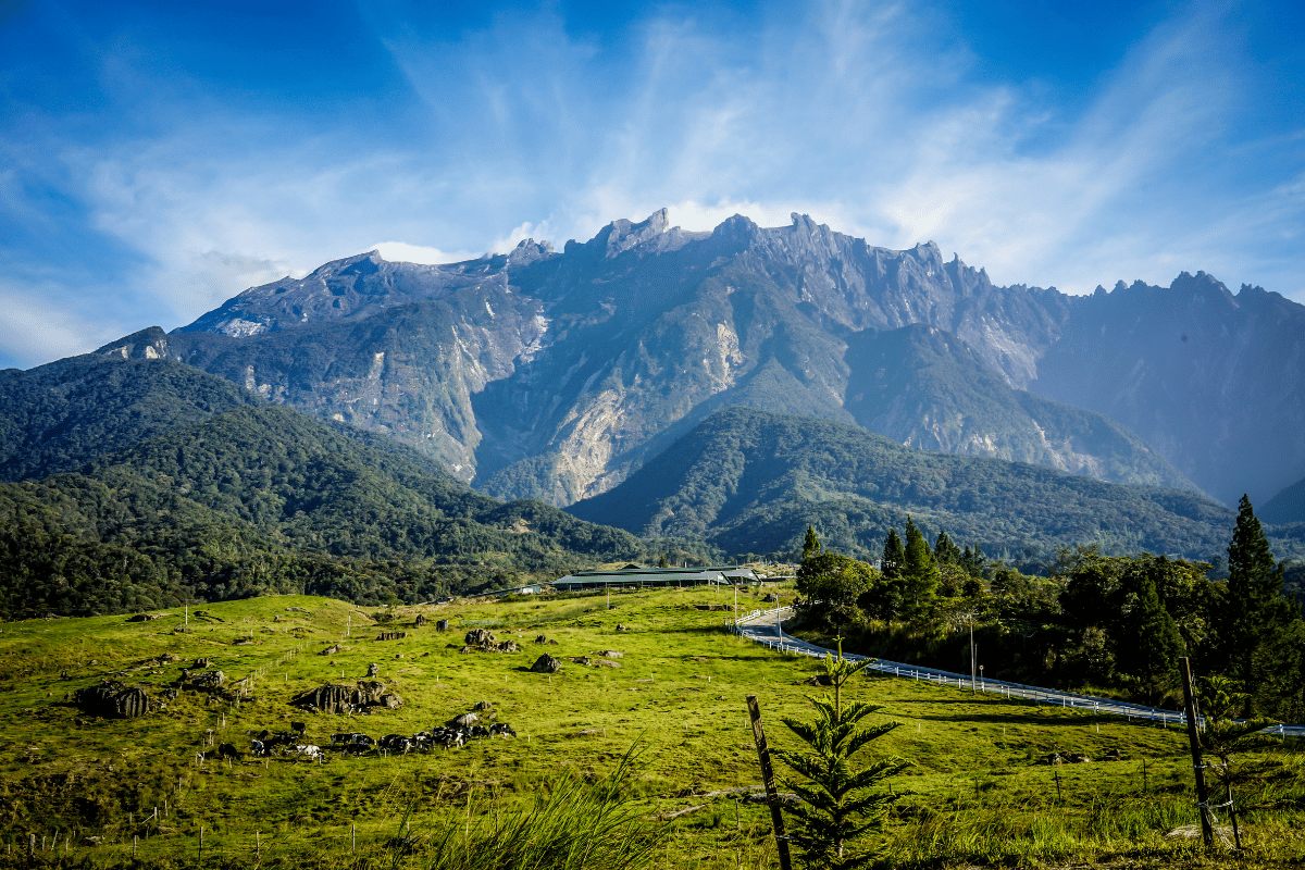 kinabalu mountain in kinabalu national park