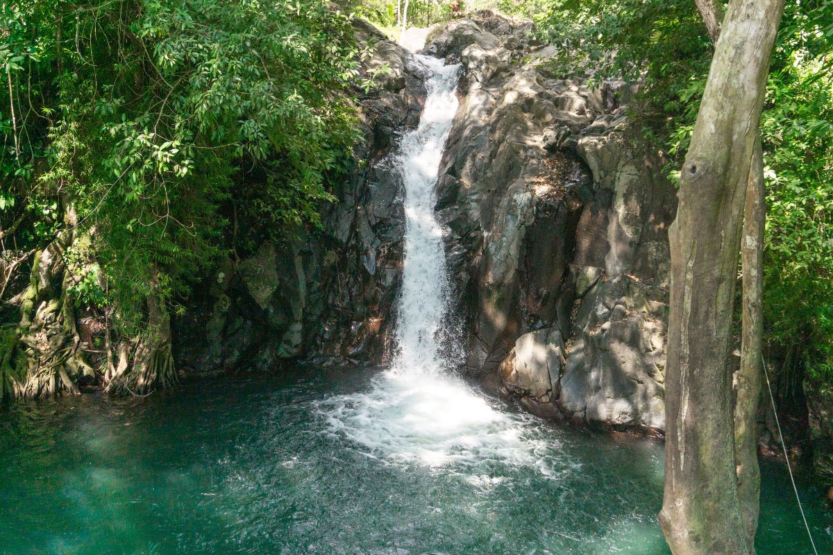 Aling-Aling Waterfall