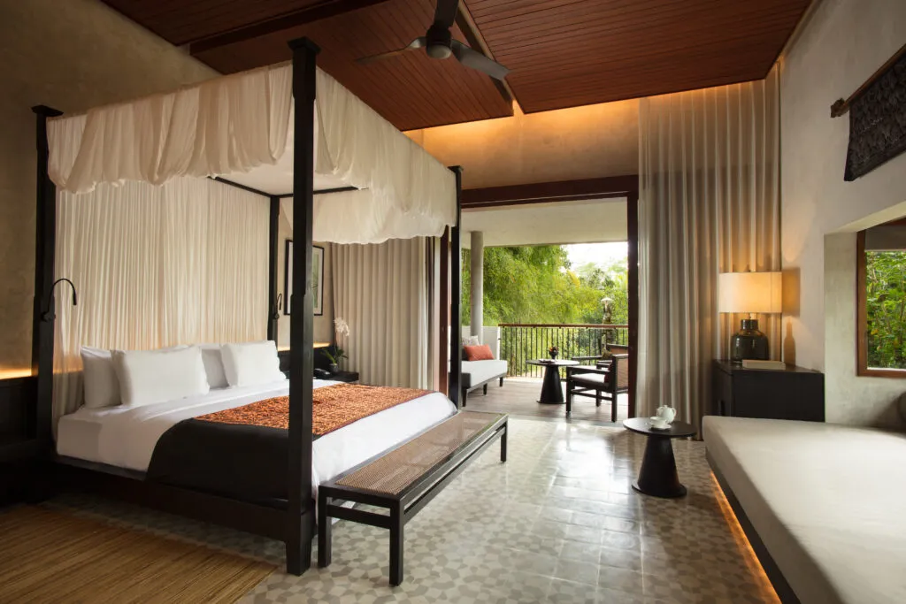 DPSAU_P018_Terrace_Tree_Villa_Bedroom-1024x683