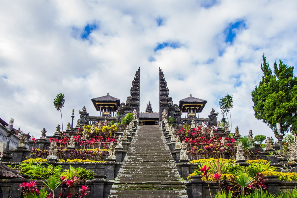 besakih temple