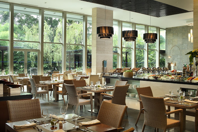 Hilton-Bandung-Purnawarman-Restaurant