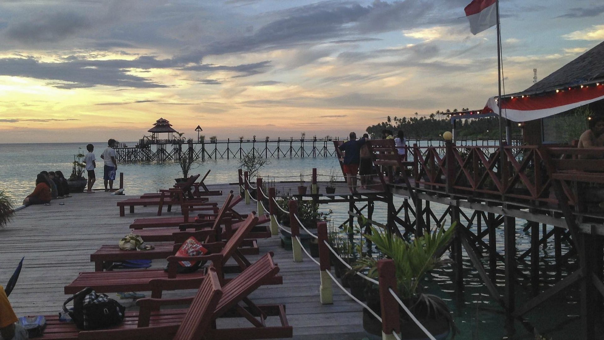 Maratua Paradise Resort Restaurant