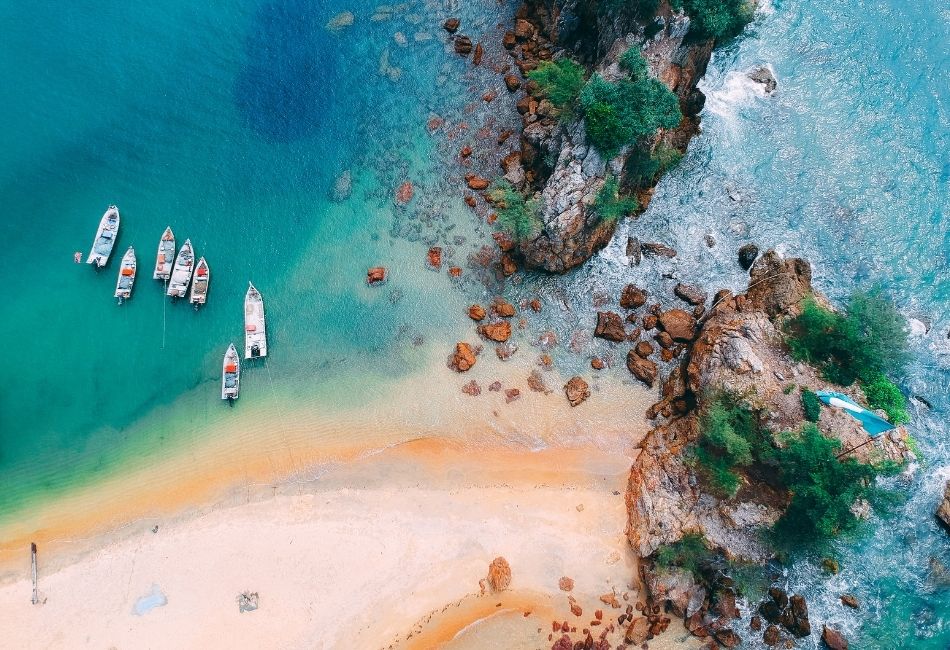 Explore Namalatu Beach