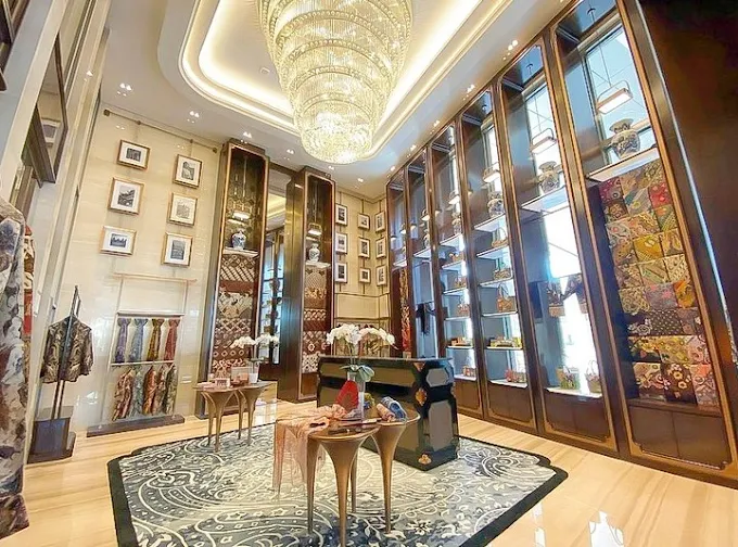 Sidomuncul gallery Hotel Tentrem Semarang
