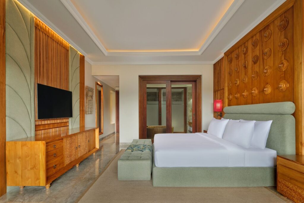 tx-dpshb-king-bed-34292_Classic-Hor