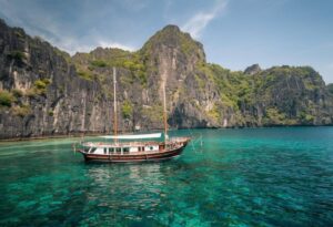 Key Factors To Consider When Choosing A Liveaboard in Komodo