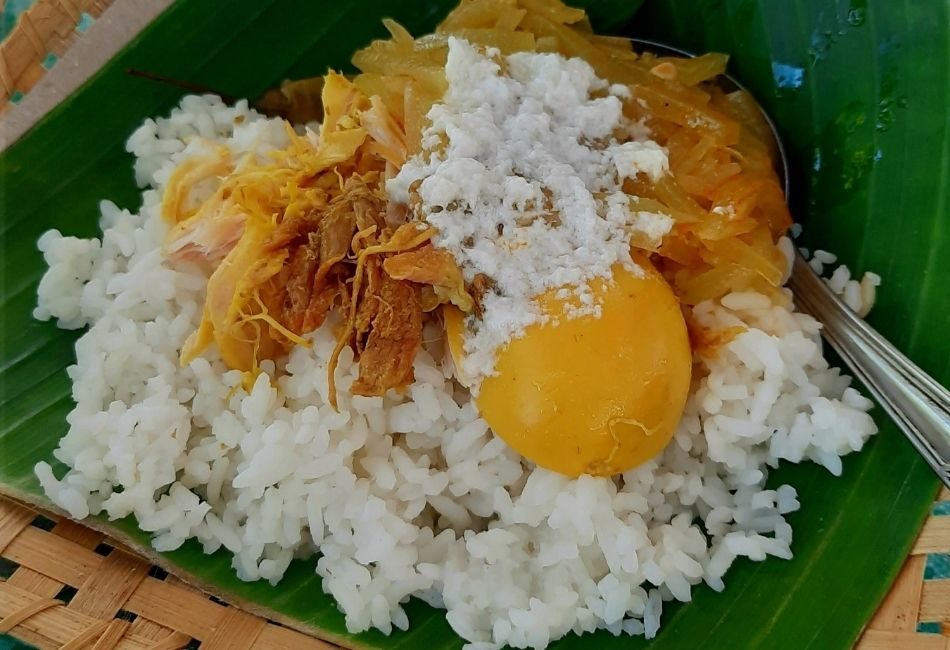 Nasi Liwet (Savory Coconut Rice) in Java