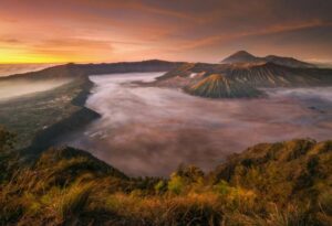 Watch The Sunrise From Penanjakan Viewpoint