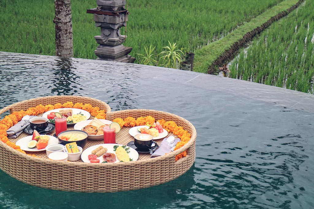 floating-breakfast-1-1